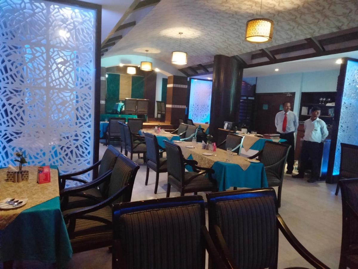 Hotel Landmark Gwalior Exterior foto