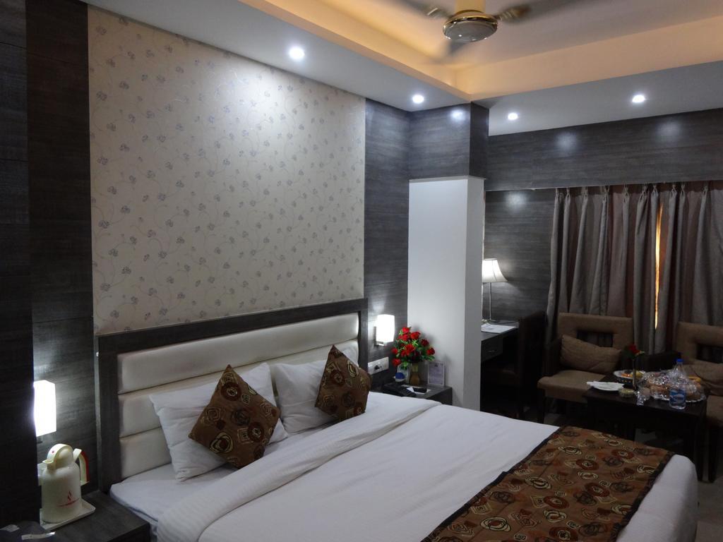 Hotel Landmark Gwalior Exterior foto