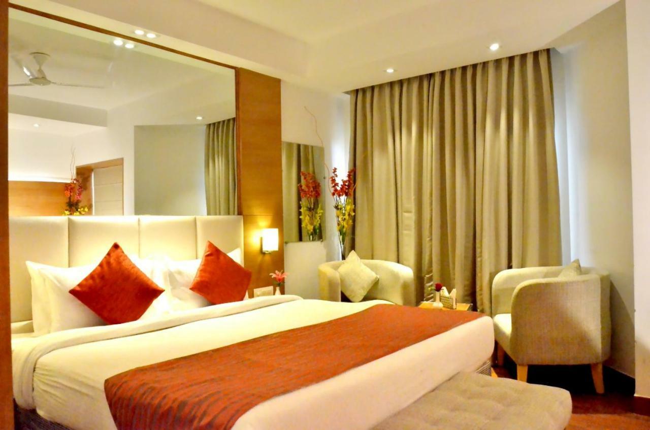 Hotel Landmark Gwalior Exterior foto