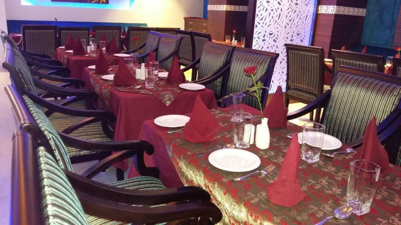 Hotel Landmark Gwalior Exterior foto